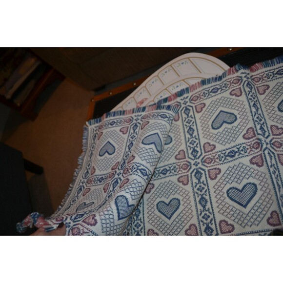 Country Cottage Beary Sweet with Hearts Table Runner & Placemats - Picture 2 of 6